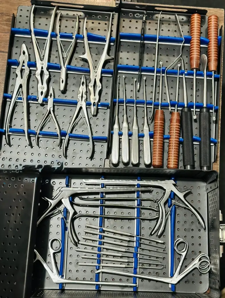 Lumbar Spine Surgery Set with Sterilize Box Orthopedic Instruments by LS